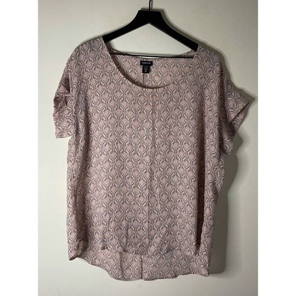 Torrid Geo Print Split Back Georgette Top Size 10 - Picture 4 of 9